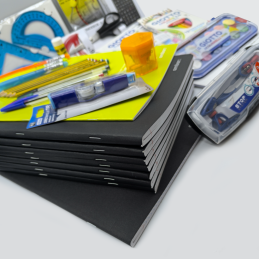KIT ESCOLAR - 3º CICLO, Material Escolar, Caderno, Canetas, Maped, Ambar, Capa Preta, Lápis, Aguarelas, Caneta BIC, UHU, Giotto