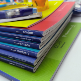 KIT ESCOLAR - 3º CICLO, Material Escolar, Caderno Agrafado, Canetas, Maped, Ambar, Capa plástica, Lápis, Caneta BIC, UHU, Giotto