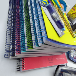 KIT ESCOLAR - 3º CICLO, Material Escolar, Caderno Argolas, Canetas, Maped, Ambar, Capa plástica, Lápis, Caneta BIC, UHU, Giotto