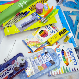 KIT ESCOLAR - 2º CICLO, Material Escolar, Caderno, Canetas, Maped, Ambar, Capa Preta, Lápis, Aguarelas, Caneta BIC, UHU, Giotto