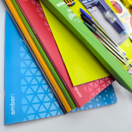 KIT ESCOLAR - 2º CICLO, Material Escolar, Caderno, Canetas, Maped, Ambar, Capa Preta, Lápis, Aguarelas, Caneta BIC, UHU, Giotto
