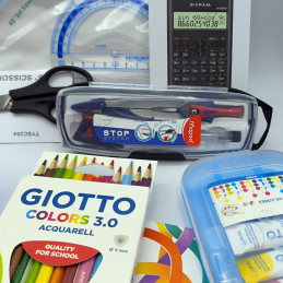 KIT ESCOLAR, Material Escolar, Caderno Capa Plástica, Canetas, Ambar, Capa Preta, Lápis, Caneta BIC, UHU, Giotto