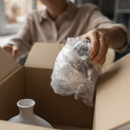 Rolo plástico com bolha de ar, acondicionamento, expedição, envio de produtos frágeis, encomendas, segurança, 40cmx200mts